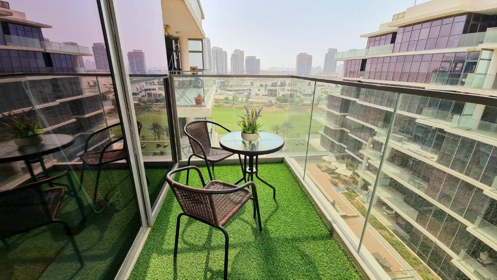 هتل مارکو پولو - سرین 1 BR آپت امیده گالف کورس ویت جیم اند پول - Marco Polo - Serene 1 BR APT amidst Golf Course with Gym & Pool