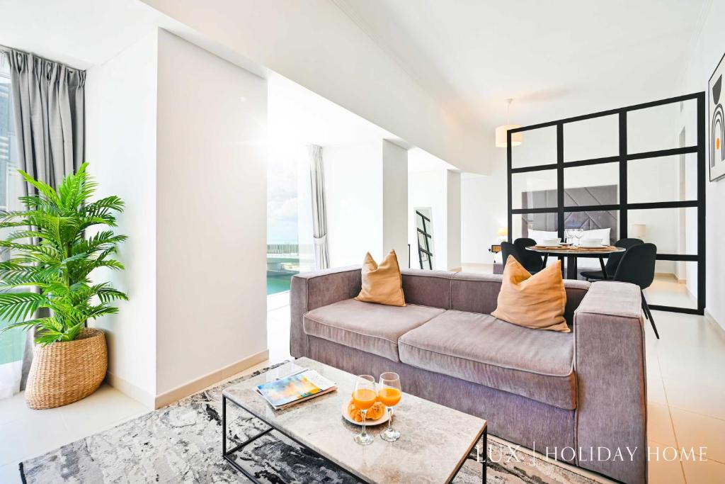 هتل لاکس ذ کایان سوپریور سوئیت این ذ دبی مارینا - LUX The Cayan Superior Suite in The Dubai Marina