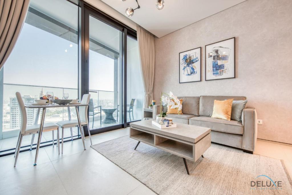 هتل پاش 1 بی آر ات ذ آدرس ریزیدنسز این جی بی آر بای دلاکس هالیدے هومز - Posh 1BR at The Address Residences in JBR by Deluxe Holiday Homes