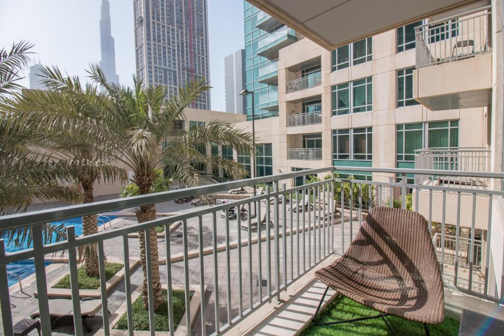 هتل لاکچری استودیو در داون‌تاون! فول برج خلیفه ویو! برج ویوز ال - Luxury studio at Downtown! Full Burj Khalifa View! Burj Views L