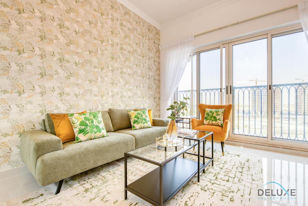 هتل سانی 1 بی آر ات کانال رزیدنسیس وست دبی اسپورتس سیتی بای دلاکس هالیدی هومز - Sunny 1BR at Canal Residences West Dubai Sports City by Deluxe Holiday Homes