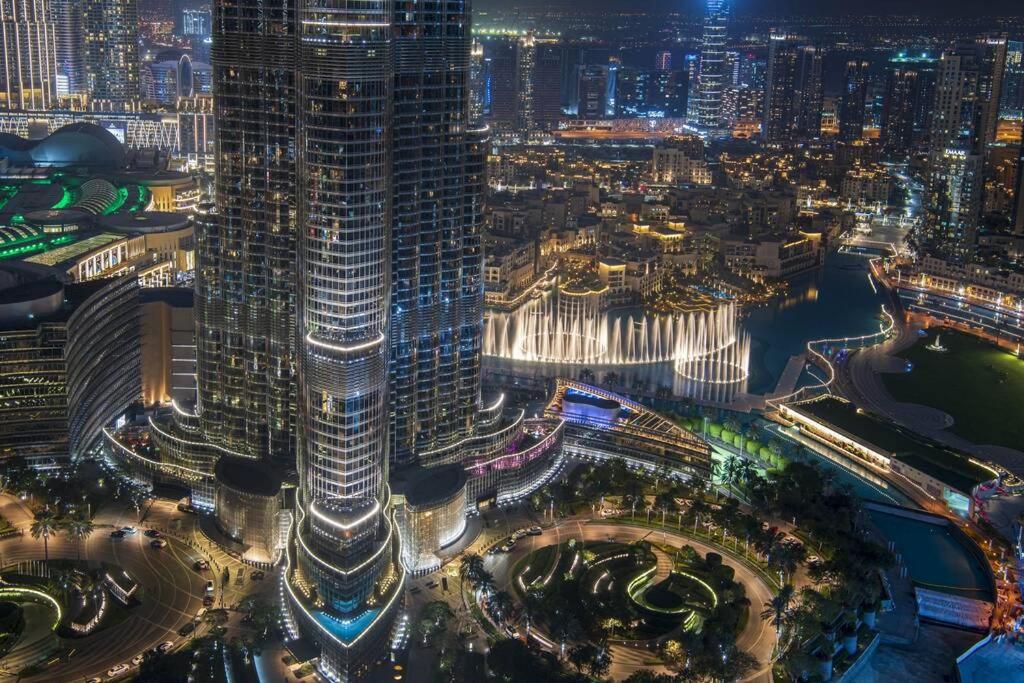 هتل فِرست کلاَس 3 بی آر وِد فول بُرج خلیفه و فَونتین ویو - FIRST CLASS 3BR with full BURJ KHALIFA and FOUNTAIN VIEW