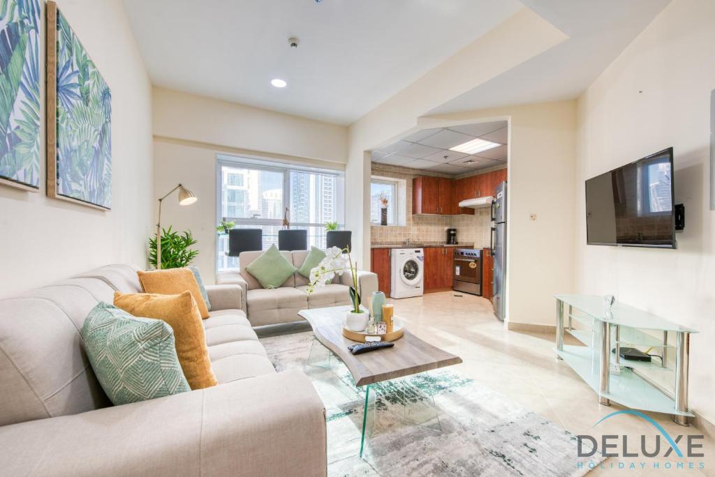 هتل کوزی 2-بد روم آپارتمان ات دبی گیت 2، جی ال تی بای دلوکس هالیدی هومز - Cozy 2-Bedroom Apartment at Dubai Gate 2, JLT by Deluxe Holiday Homes