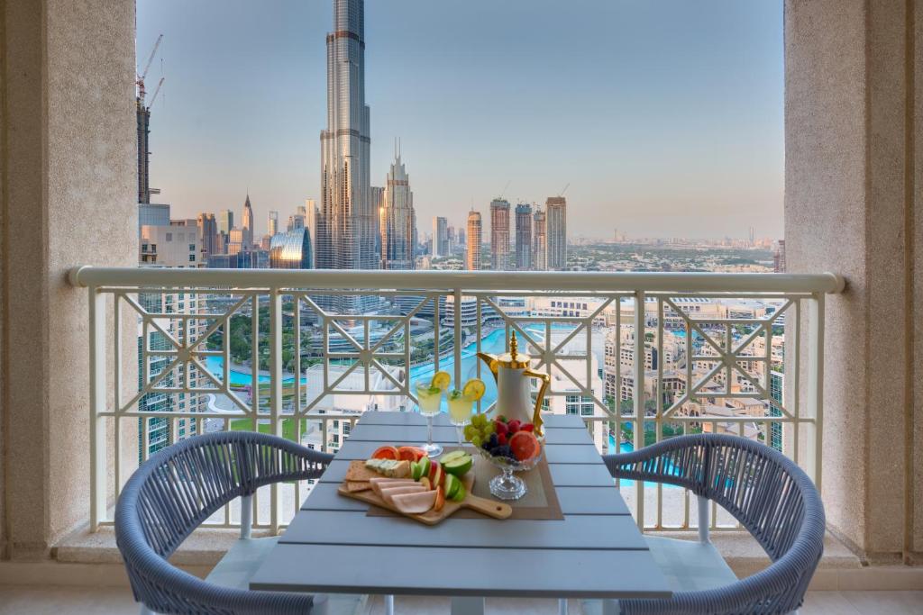 هتل دارانی هومز - دیزاینر 2BR آپت با استونینگ برج خلیفه و فونت ویو - Durrani Homes - Designer 2BR Apt with stunning Burj khalifa and Fountain View