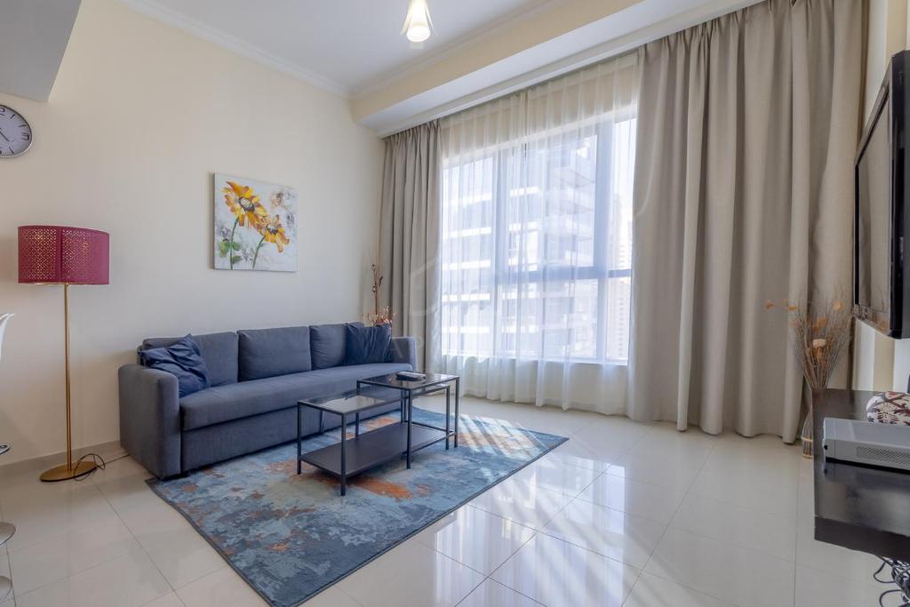 هتل آوسام مارینا کانال ویو 1BD بی سنترال مارینا - Awesome Marina Canal View 1BD Bay Central Marina
