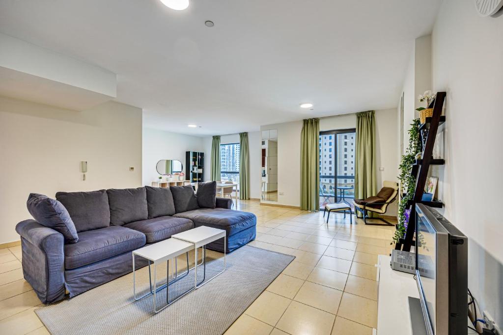 هتل بیگ آپارتمان این مروجان، جی بی آر، نیر ذ بیچ - Big Apartment in Murjan, JBR, near the beach
