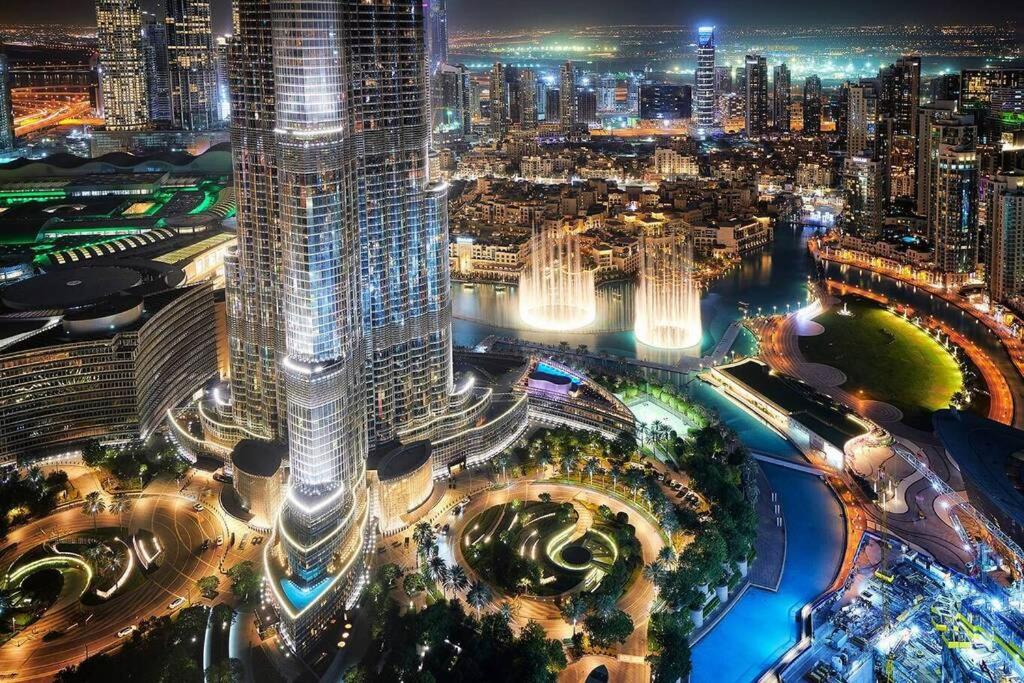 هتل فرست کلاس ۳ بی آر ویت فول برج خلیفه اند فونتین ویو - FIRST CLASS 3BR with full BURJ KHALIFA and FOUNTAIN VIEW