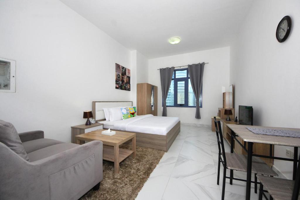 هتل ش ش ه - فرنشید استودیو این پالاس تاور 2، سیلیکون اوسیس - SHH - Furnished Studio in Palace Tower 2, Silicon Oasis