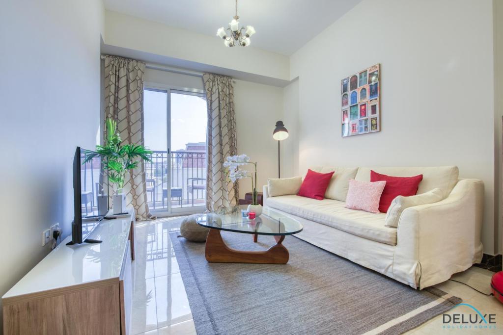 هتل اکلکتیک 1بی‌آر این پانتئون بولوارd بای دلاکس هالی‌دی هومز - Eclectic 1BR in Pantheon Boulevard by Deluxe Holiday Homes