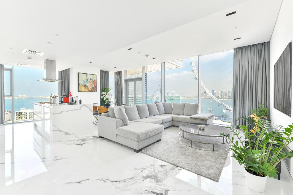 هتل لاکژریس 3 بی آر و میدروم این بلو واترز آیلند - Luxurious 3 BR w maidroom in BLUEWATERS ISLAND