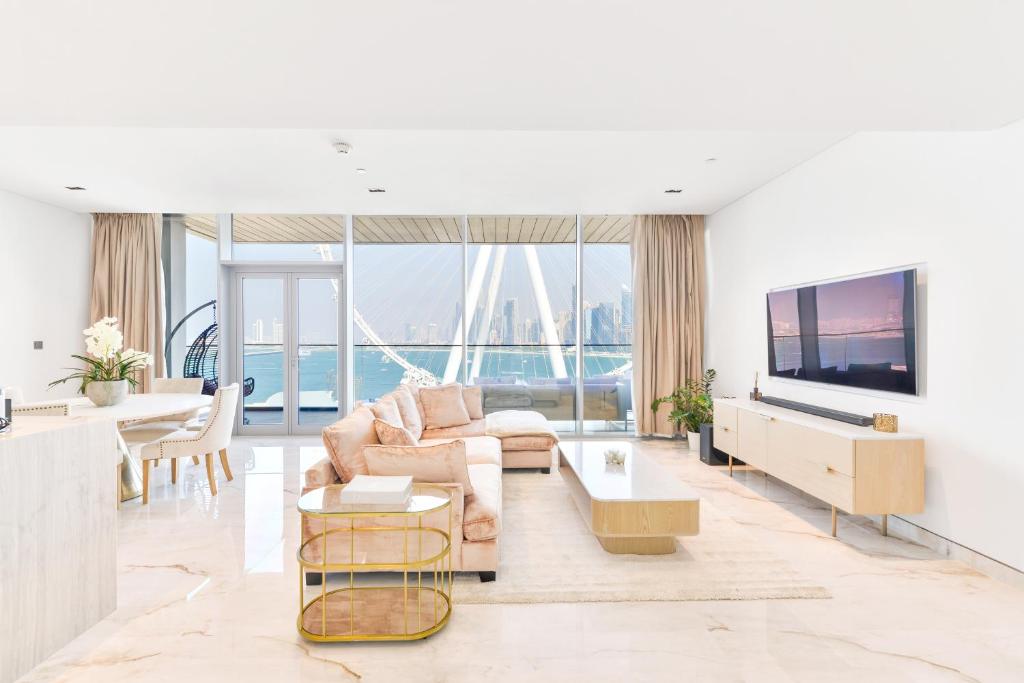 هتل کنتمپورری اند اسپیشس 2 بی آر این بلوواترز آیلند - Contemporary and Spacious 2 BR in Bluewaters Island