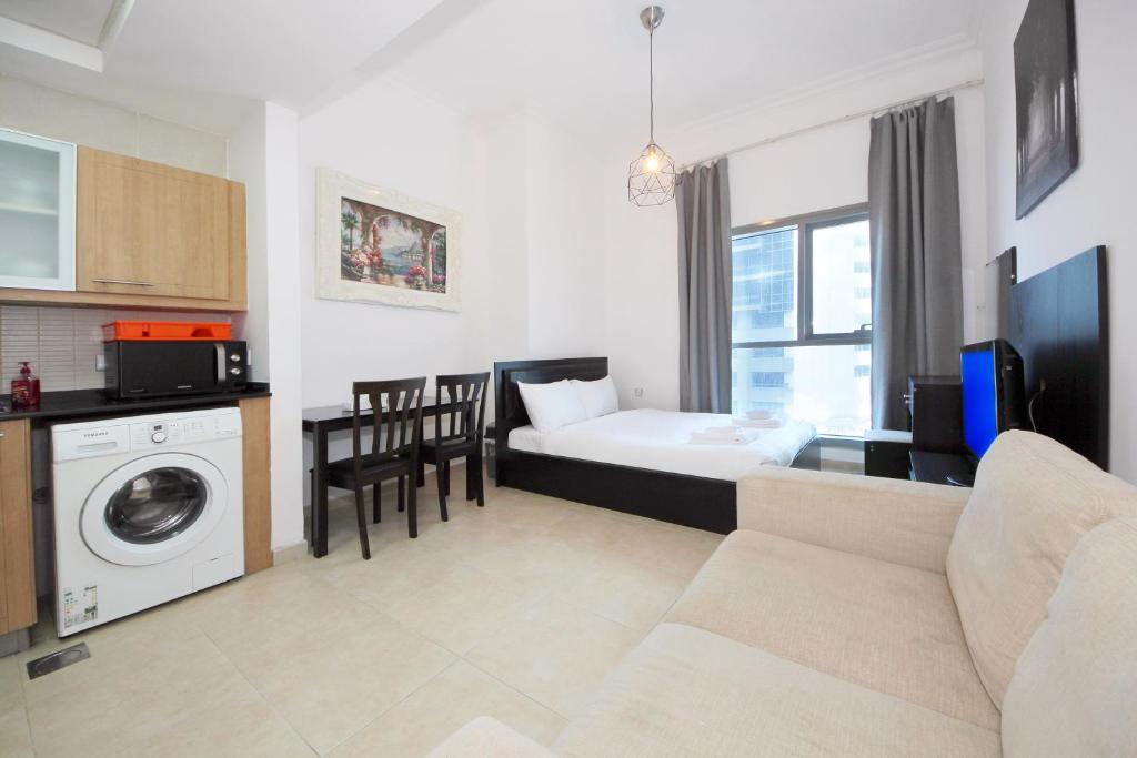 هتل استودیو آپارتمان این زومورود تاور ، دبی مارینا - Studio Apartment in Zumurud Tower , Dubai Marina