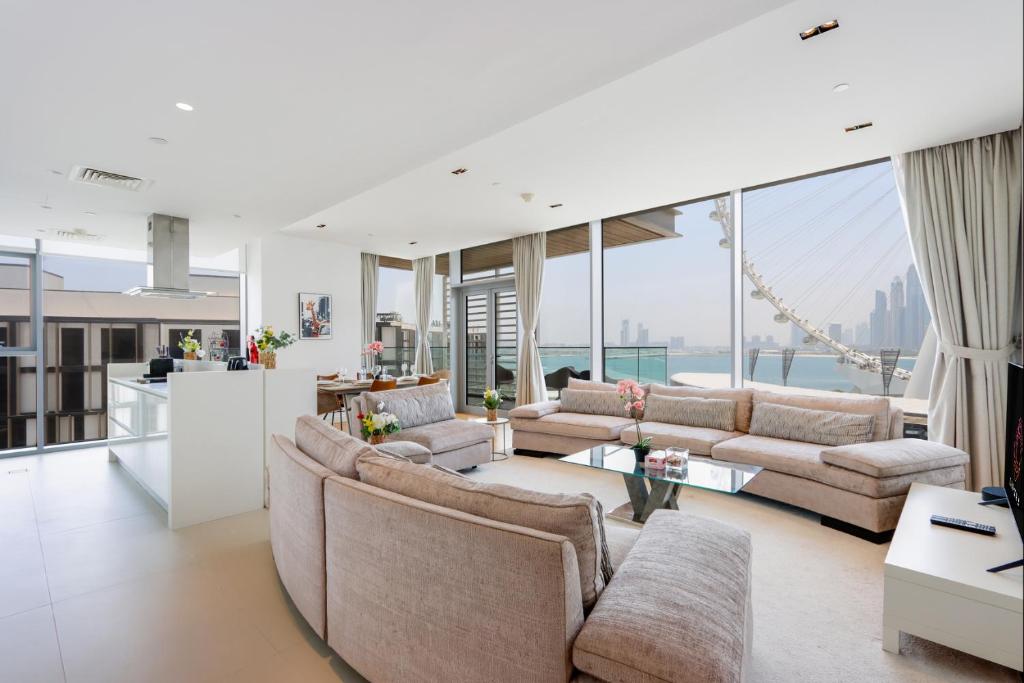 هتل پرایم 3بی‌آر سوئیت این بلوواترز - فول این دبی ویو - لیونبنبی - Prime 3BR Suite in Bluewaters - Full Ain Dubai View - Livbnb