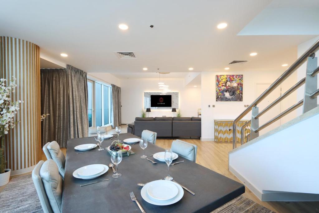 هتل دیپلکس پنت‌هاوس ویت میدز روم - دبی مارینا - لیو بی‌ان‌بی - Duplex Penthouse with Maid's Room - Dubai Marina - Livbnb