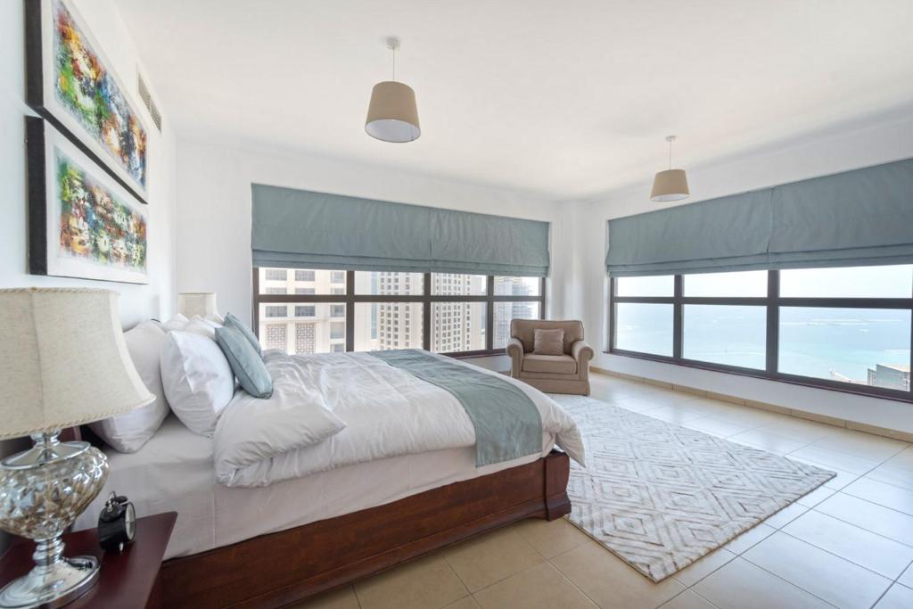هتل استونینگ مارینا اند سی ویو 4 بدروم آپارتمنت، مرجان 6 جمیرا بیچ - Stunning Marina & Sea View 4 Bedroom Apartment, Murjan 6 Jumeriah Beach