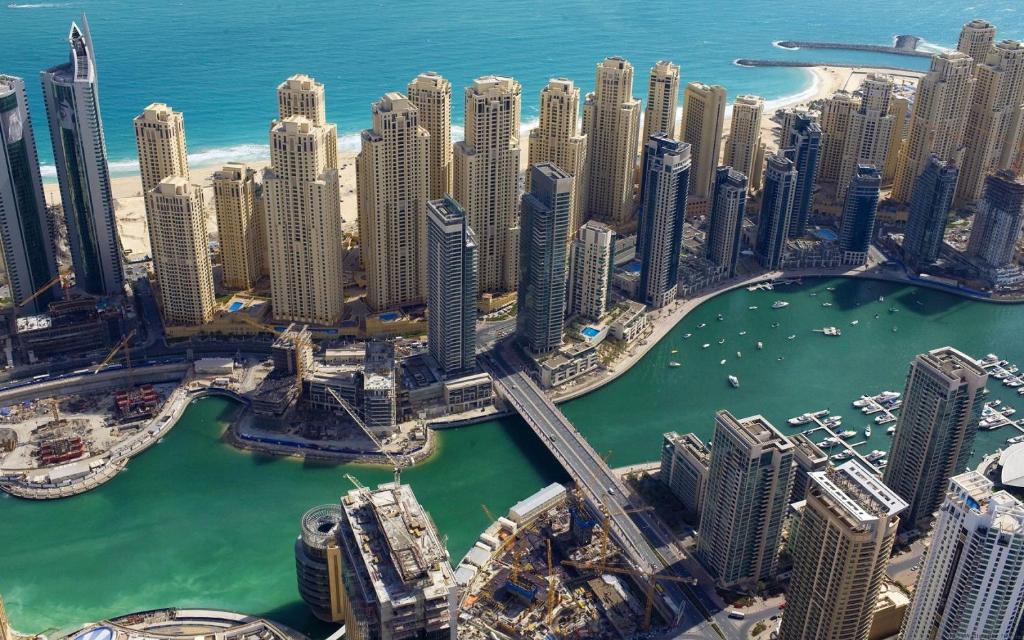 هتل ذ اسکای دبی مارینا.... بیچ ساید - THE SKY DUBAI MARINA.... Beach Side