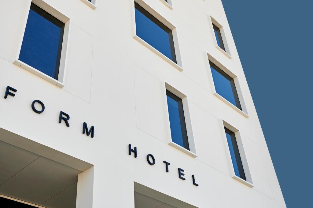 هتل FORM Hotel Al Jadaf, Dubai, a Member of Design Hotels (Hotel) (UAE) Deals