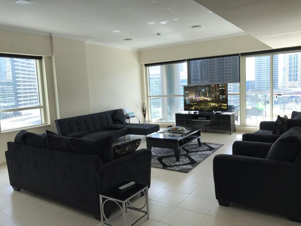 هتل مای-پلیسز دبی آپارتمان سوتیبل فور لارج گروپس ال سهیب 1 - My-Places Dubai Apartment suitable for large groups Al Sahab 1