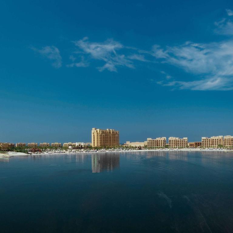 هتل دابل تری بای هیلتون ریزورت اند اسپا مارجان آیلند DoubleTree by Hilton Resort & Spa Marjan Island