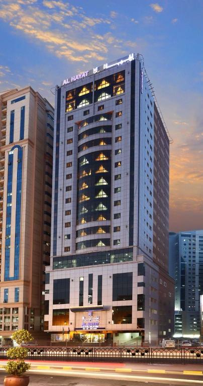 ال حیات هتل سوئیتس Al Hayat Hotel Suites