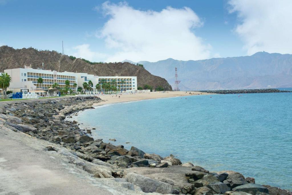 Radisson Blu Resort, Fujairah (Resort), Dibba (UAE) Deals