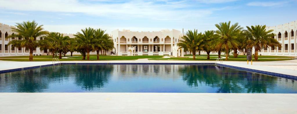 هتل Liwa Hotel (Hotel), Mezairaa (UAE) Deals