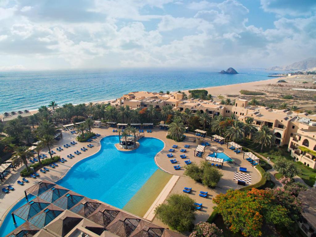 هتل میرامار ال اقاح بیچ ریزورت - Miramar Al Aqah Beach Resort