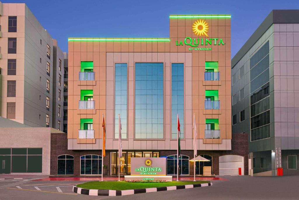 هتل La Quinta by Wyndham Dubai Jumeirah (Hotel) (UAE) Deals