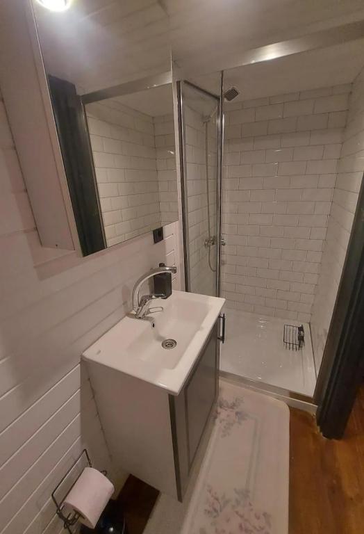هتل چشمه 35 تاینی هاوس Cesme 35 tiny house
