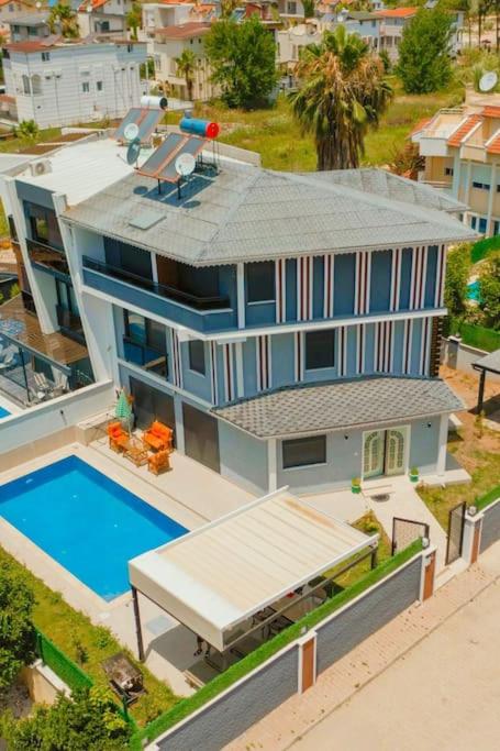 هتل پیسفول هالیدی ویلاس-لاکسوری Peaceful Holiday Villas-Luxury