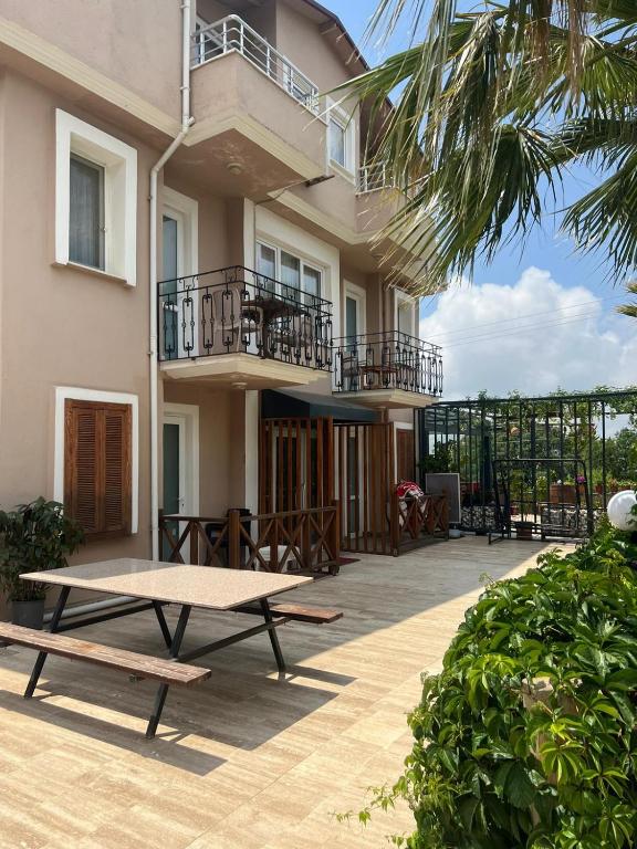 افندی آپارت هتل - Efendi Apart Hotel