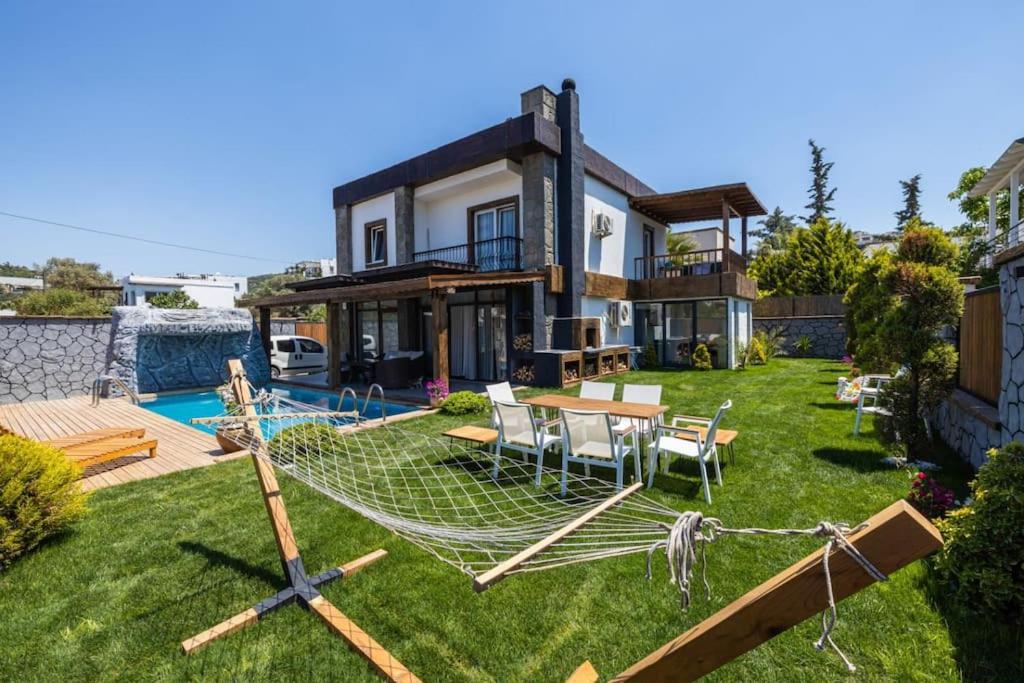 هتل یالی کاواک پالمارینیا 500 متر Yalıkavak PalMarinaya 500 metre