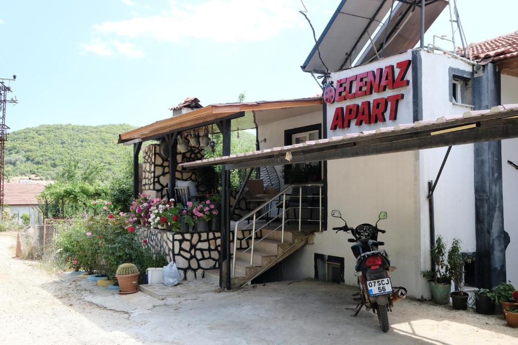 هتل اکِنَز آپارت - Ecenaz Apart