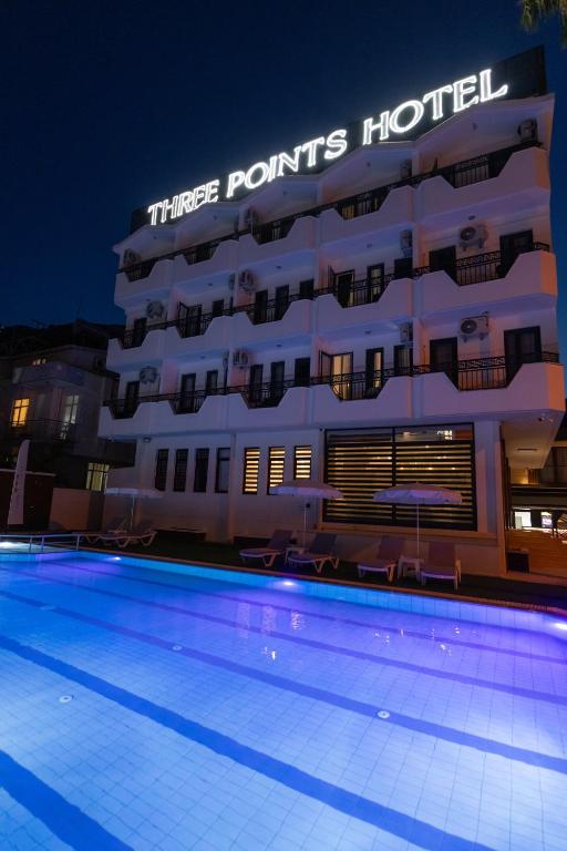 تری پوینتس هتل Three Points Hotel