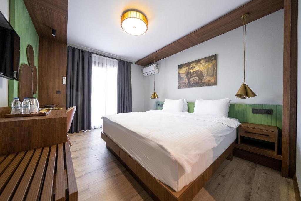 اسوس تروی بیچ هتل ASSOS TROY BEACH HOTEL