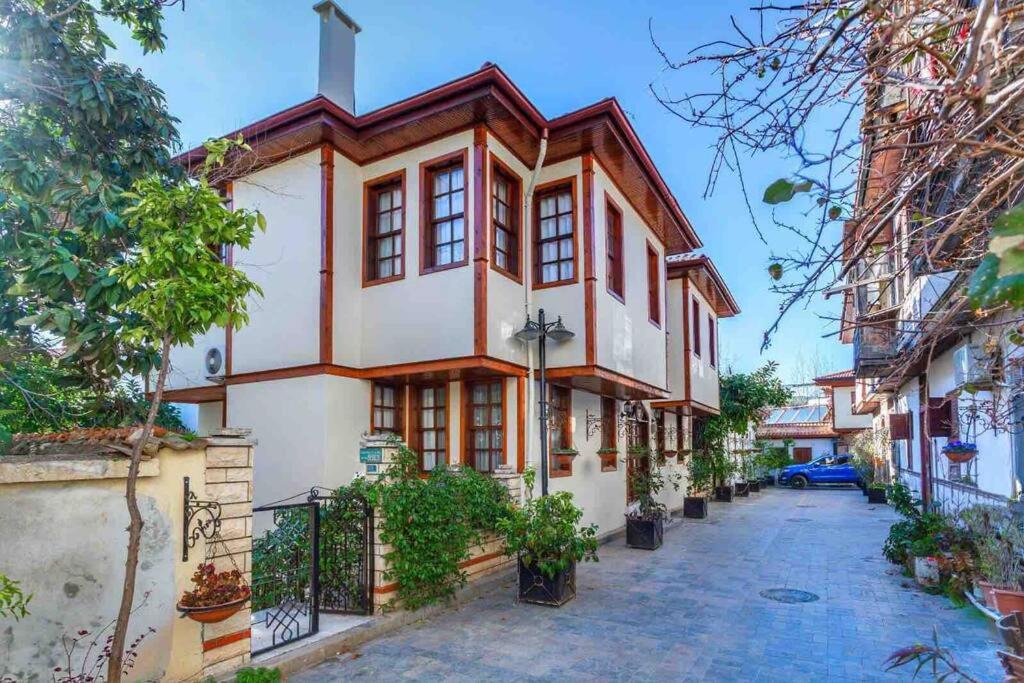 هتل سلطان سوئیت - انترنس فلور - Sultan Suite - Entrance Floor