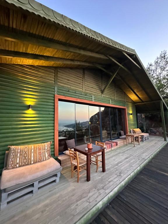 هتل شالت هاوس Chalet House