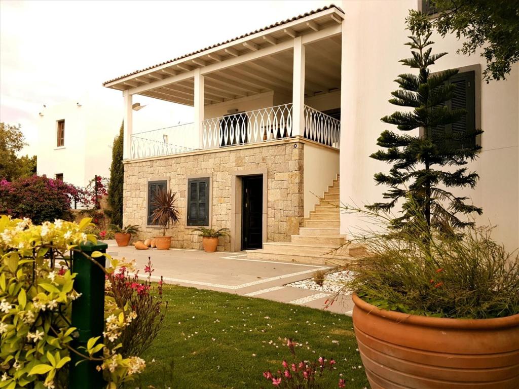 هتل ویلا حکم Villa Hekim