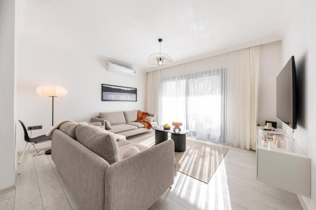هتل برند نیو 2 بد روم مدرن فلت این بدروم سنتر Brand New 2 Bedroom Modern Flat in Bodrum Center