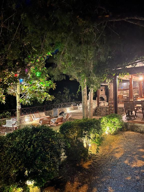 شیریجه باهچه هتل - ŞİRİNCE BAHÇE OTEL