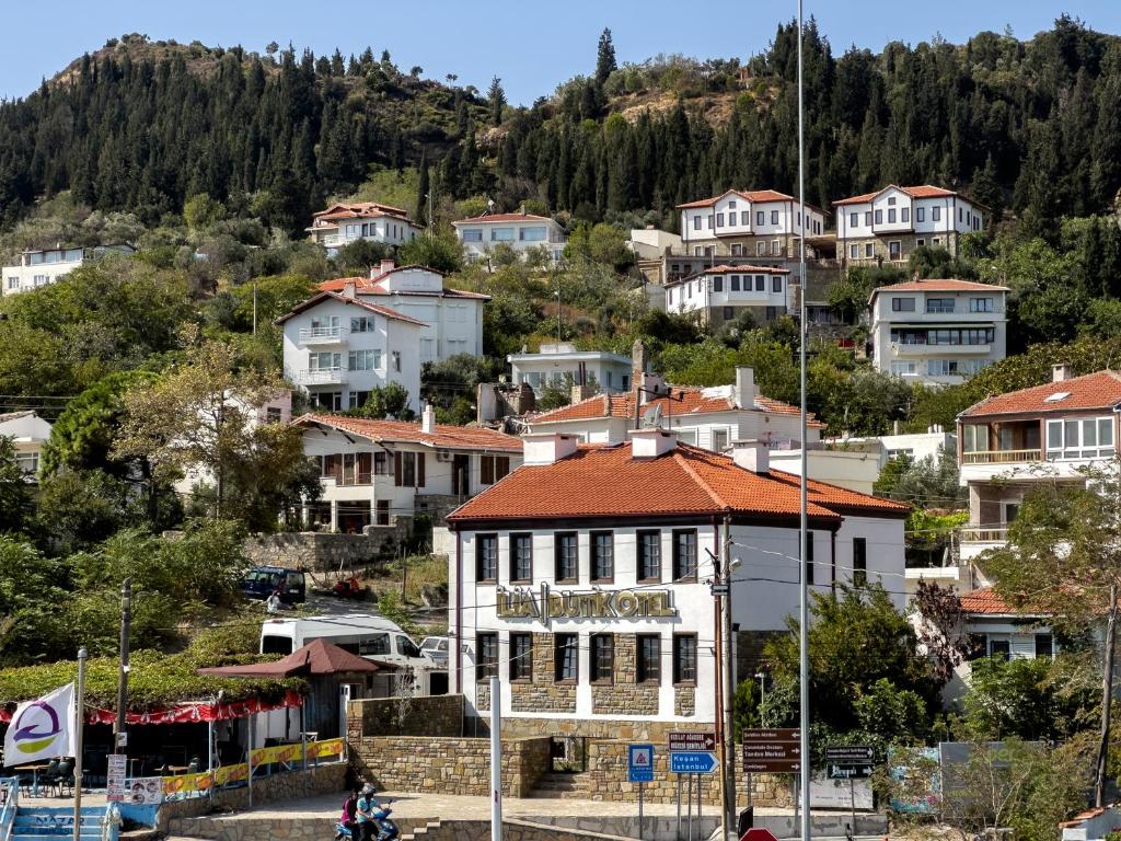 ایلیا بوتیک هتل - İLİA BUTİK OTEL