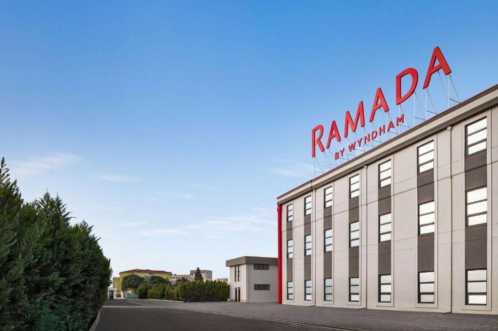 هتل Ramada by Wyndham Karacabey (Hotel), Bursa (Turkey) Deals