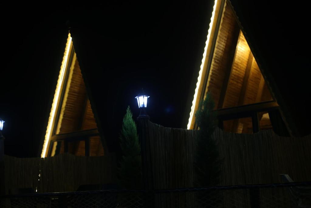 هتل پیجن بونگالو Pagen Bungalow