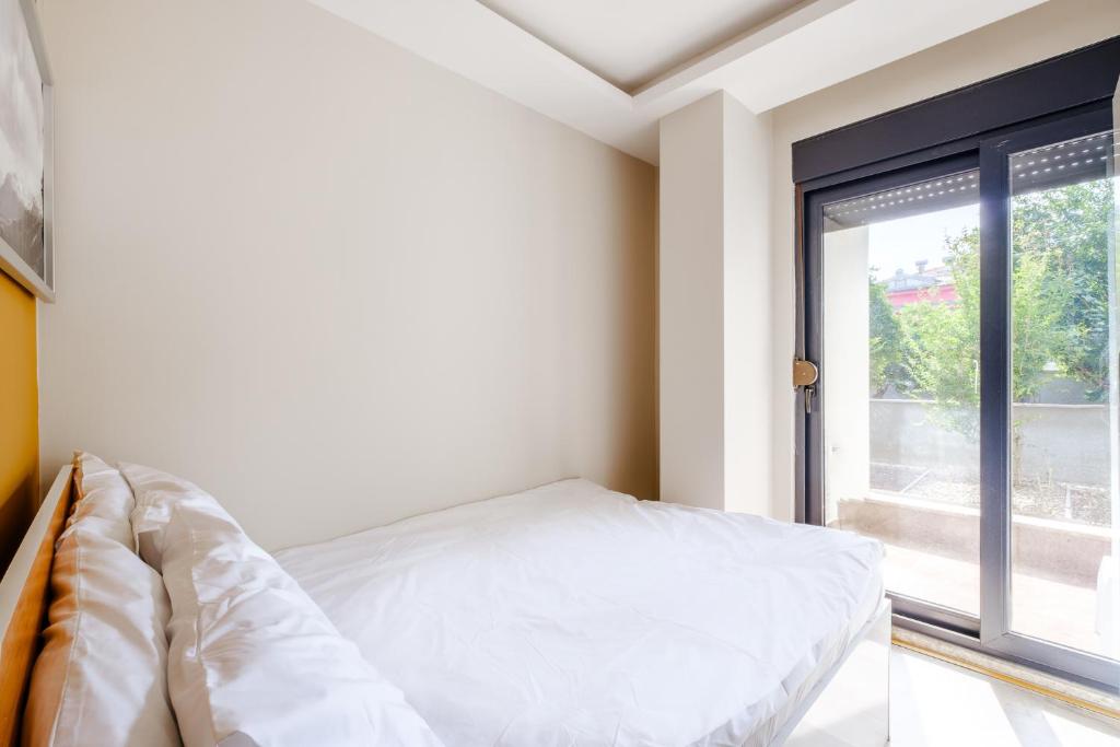 هتل فت و بالکونی 5 مین تو بیچ این کمر - Flat w Balcony 5 min to Beach in Kemer