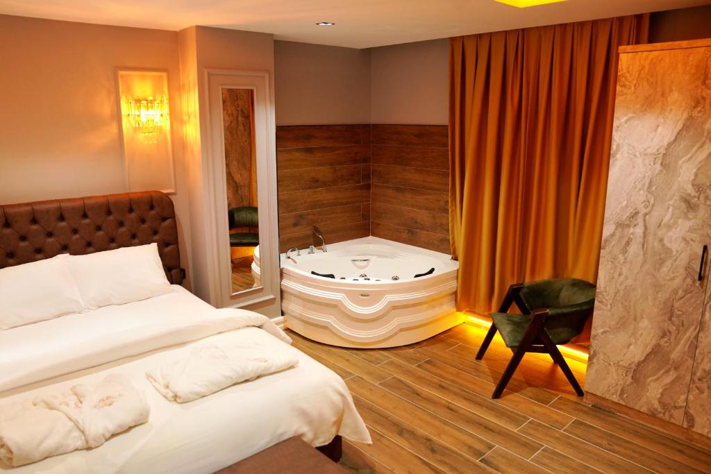 گرینویچ هتل GreenWich Hotel