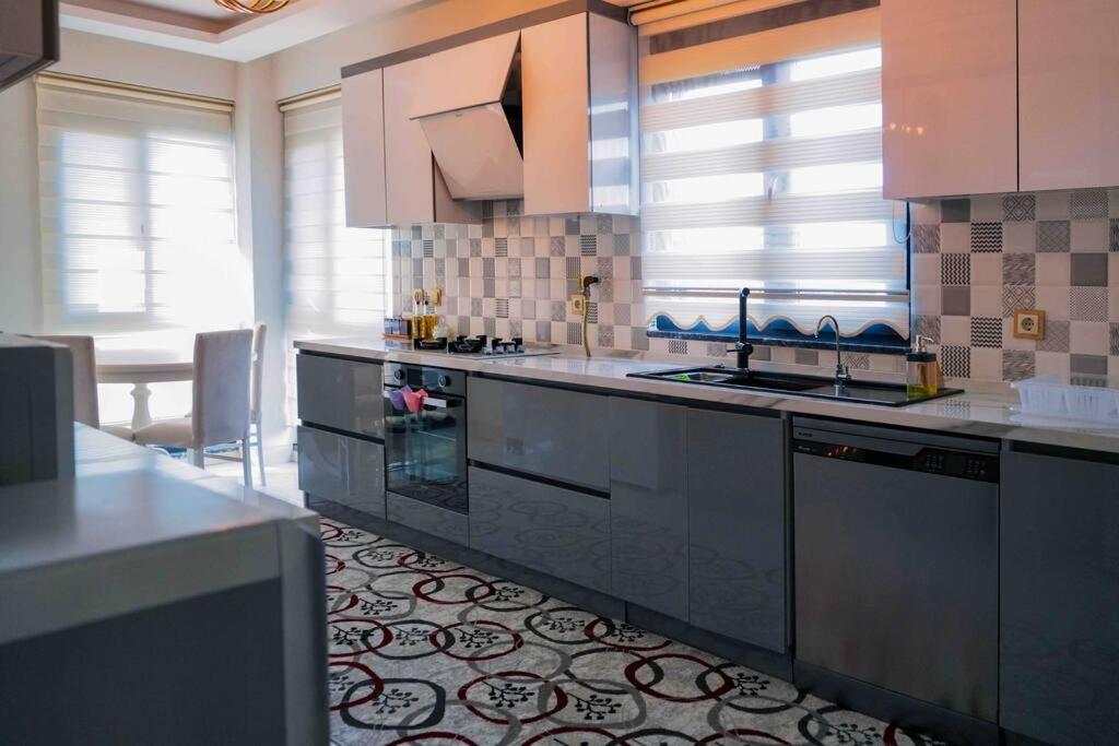 LUXURY VILLA FOUR FOURLEX (YALOVA)