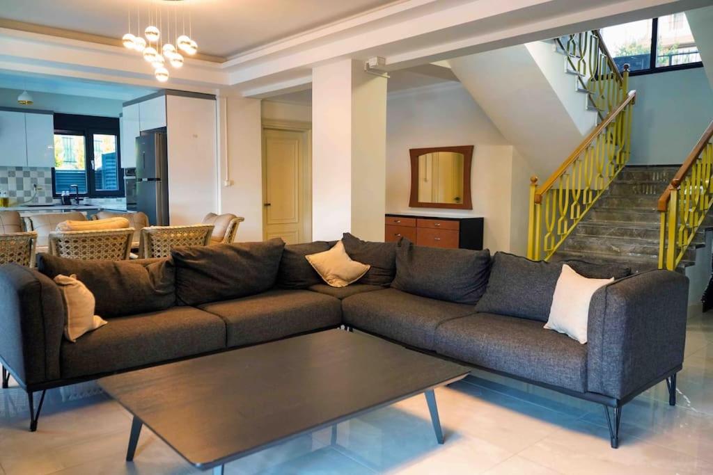 LUXURY VILLA FOUR FOURLEX (YALOVA)