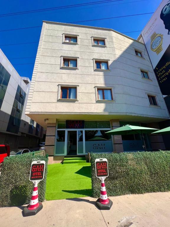 گونشلی ایرپورت سوئیت هتل - GÜNEŞLİ AİRPORT SUİTE HOTEL