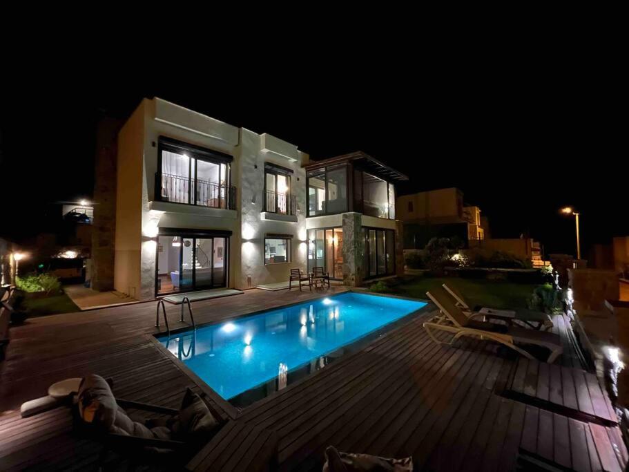 هتل پرایوت پول، پلاس ای لاکچری، نیو بیلت ویلا Private pool, +A Luxury, New built villa