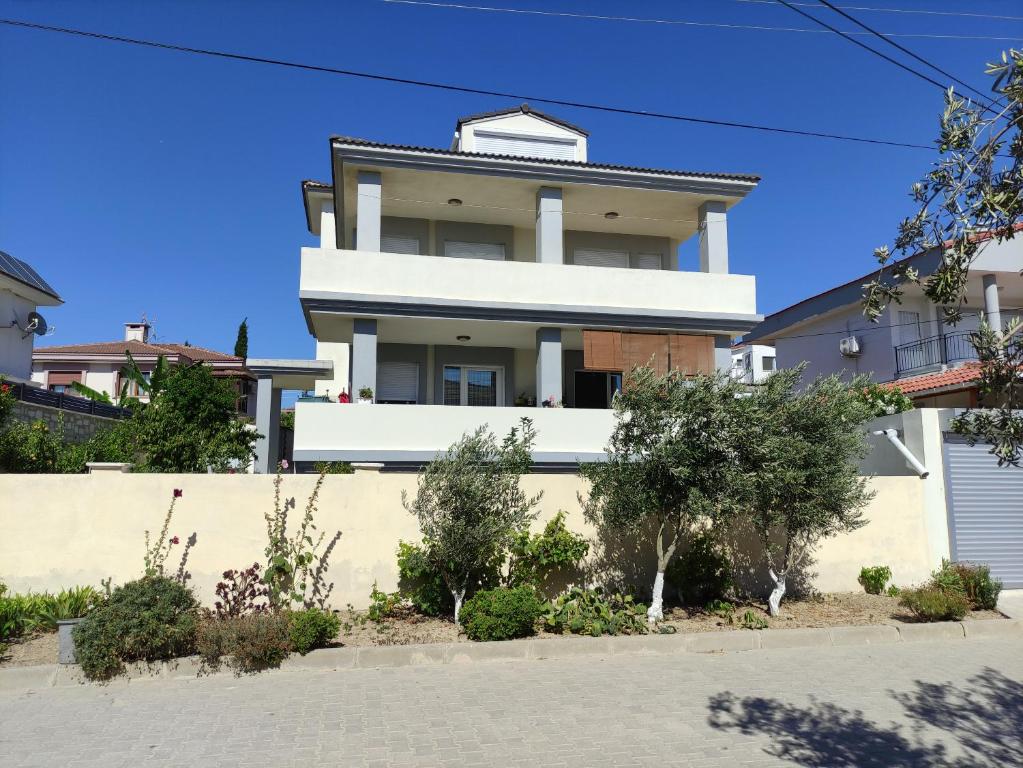 هتل ویلا رین چشمه - villa rain cesme